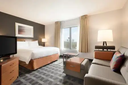Towneplace Suites by Marriott Boca Raton - 11