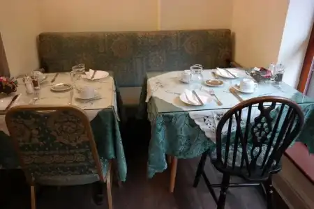 Acorn Guest House - 16