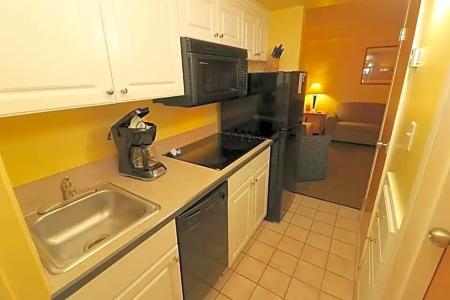 The Ocean Key Virginia Beach Resort - 47