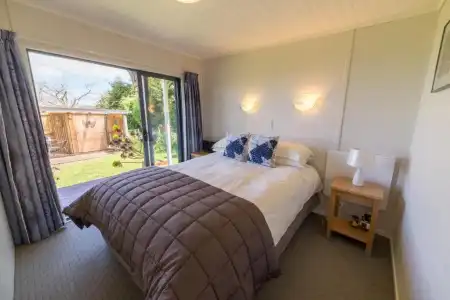 City Lights Boutique Lodge - 36