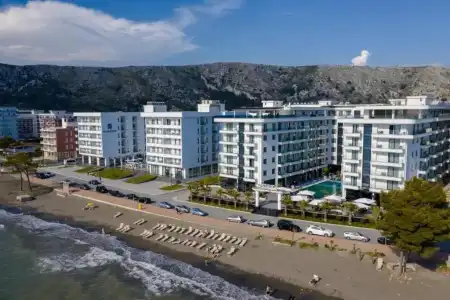 Tanushaj Beach Resort - 19