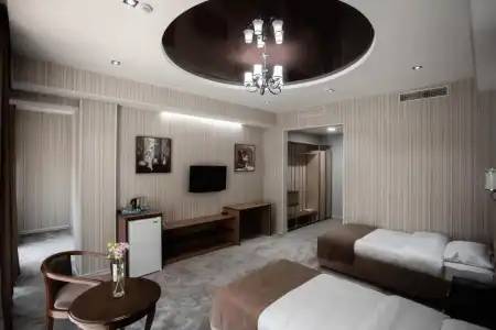 Arhan Palace - 1