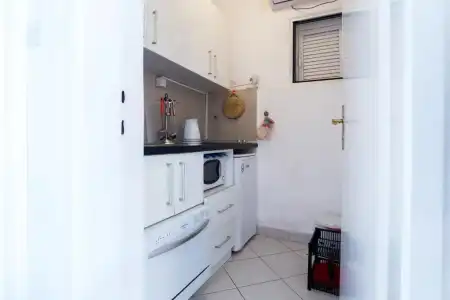 Sun Rose Apartments - 258