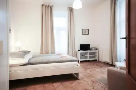 Angel City Apartments - 123