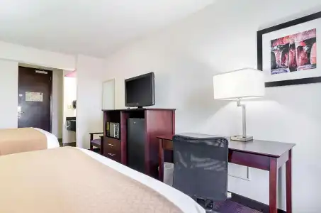 Holiday Inn and Suites Richmond West End by IHG - 36