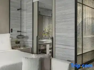 Four Seasons At Centre - 50