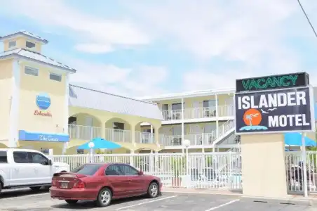 The Islander Motel - 8
