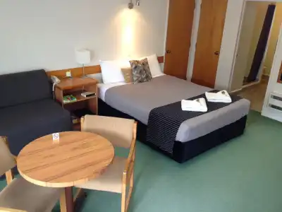 Aalton Motel - 40