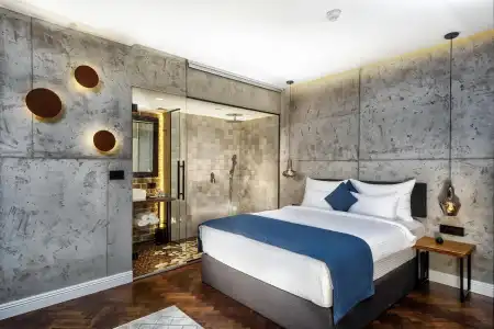 One Luxury Suites - 24