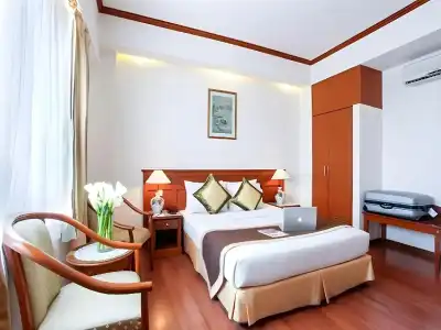 Oscar Saigon - 37