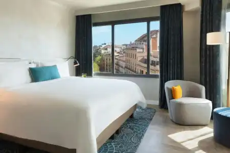 Renaissance Barcelona - 24
