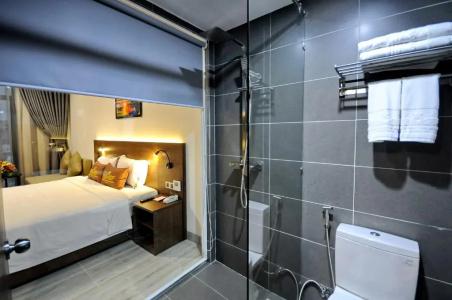 Crown Nguyen Hoang - 56