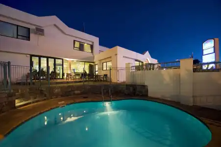 Best Western Ellerslie International - 17