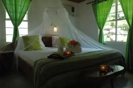Kokogrove Chalets - 2