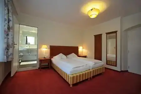 Goldener Loewe - 40