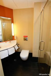 ibis Singapore Novena - 33