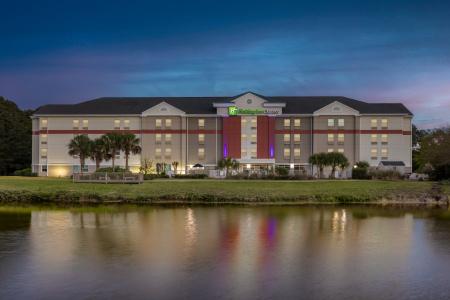 Holiday Inn Express Myrtle Beach-Broadway at the Beach by IHG - 37