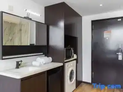 CJIA Apartment - 15