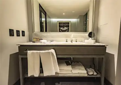 The Singular Santiago - 8
