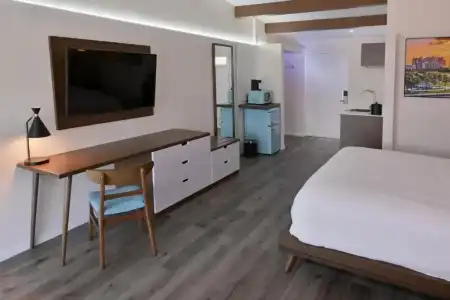 Golden Host Resort - Sarasota - 21