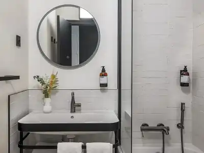Maisons du Monde Hôtel & Suites - La Rochelle Vieux Port - 78