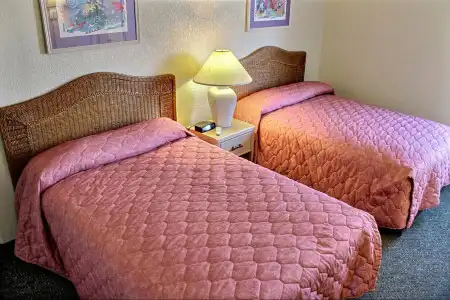 Sea Watch Resort - 3