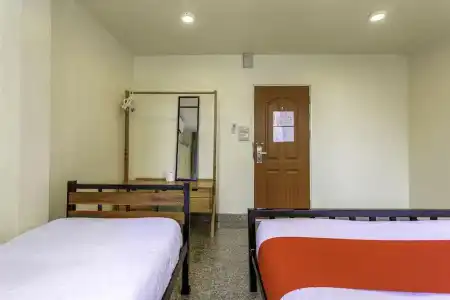 OYO 928 Leaf Hostel - 55