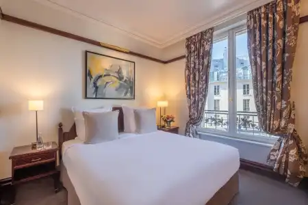 Hôtel Pont Royal - 34