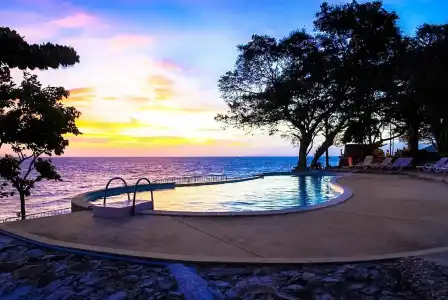 Phi Phi Natural Resort - 11