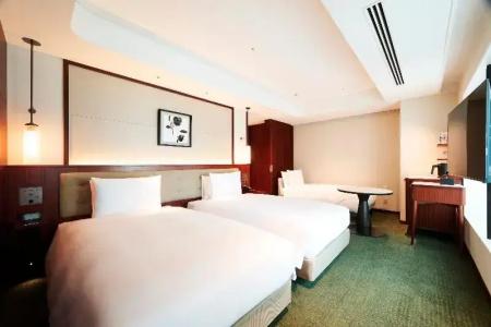 Marunouchi - 53