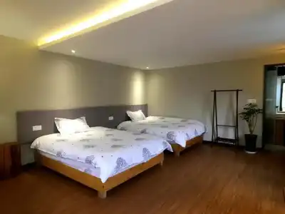 Fengma Feiyang Hostel - 77