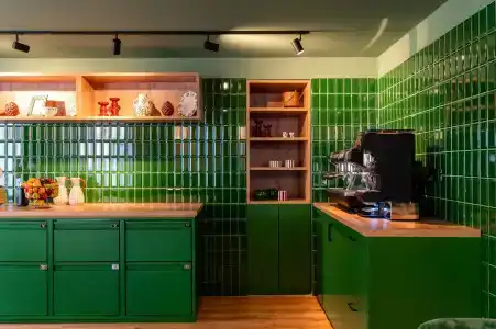 Newly Renovated Boutique Vier Jahreszeiten in the Heart of - 8