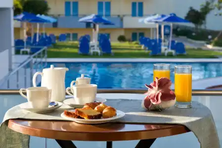 Mary & Mary Royal Suites - 11