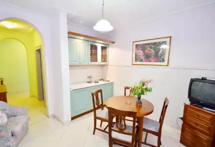 Villa Velzon Guesthouse - 61