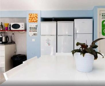 Feel Hostels Soho Malaga - 15