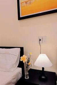Canary Hue - 48