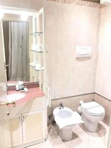 Palazzo Lion Morosini - Check in Presso Locanda Ai Santi Apostoli - 71