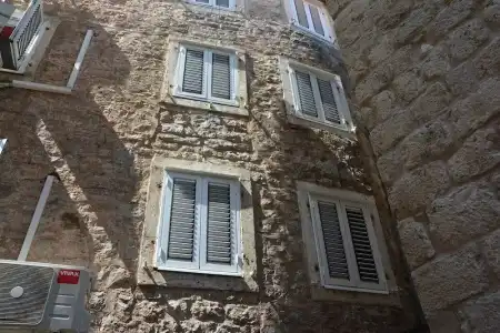 Montenegro Backpackers Home Budva - 0