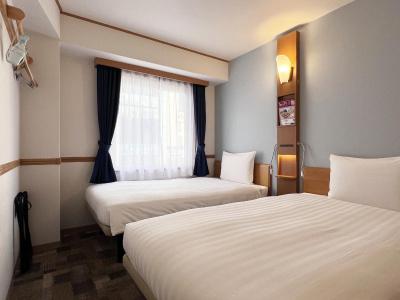 Toyoko Inn Hakata Nishi-nakasu - 14