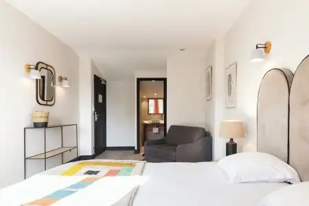 Hôtel l'Arena - 83
