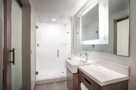 Springhill Suites San Diego Downtown/Bayfront - 53
