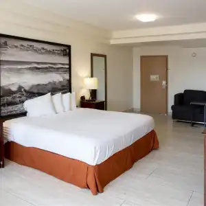 Super 8 By Wyndham Virginia Beach Oceanfront - 43