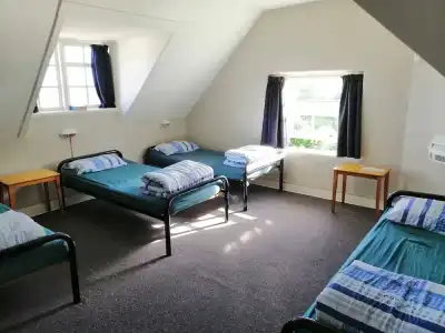 Stafford Gables Hostel - 33