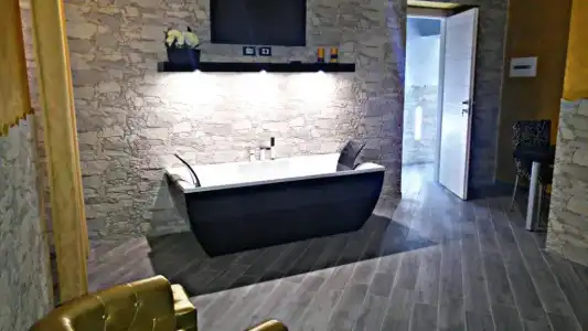Excellence Suite - 167