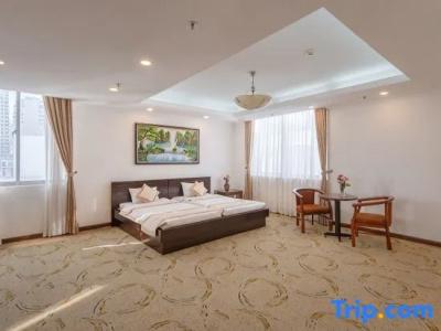 Holiday Central Nha Trang - 48