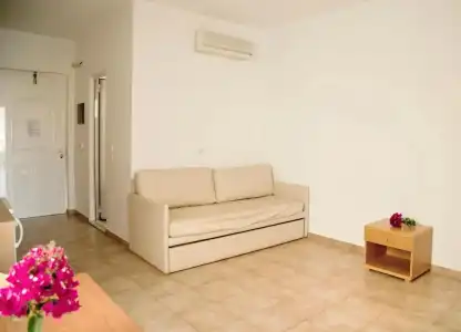 Lambis Studios & Apartments - 61