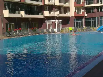 Admiral Plaza - 12