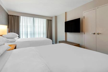 Sheraton Suites Old Town Alexandria - 24