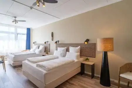 Aqua & Hostel - 14