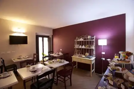 Leon D'Oro - 18